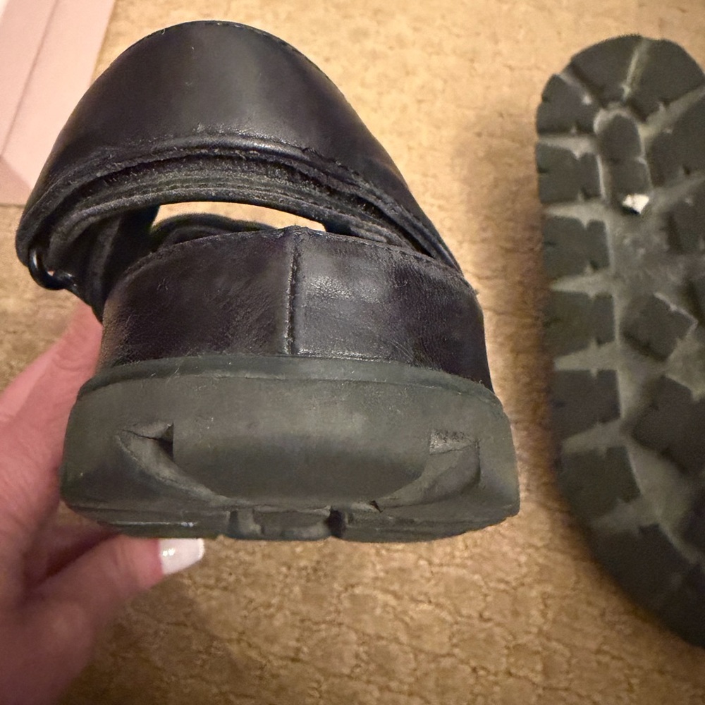Prada Black Quilted Leather Sandals - Picture 4 of 6